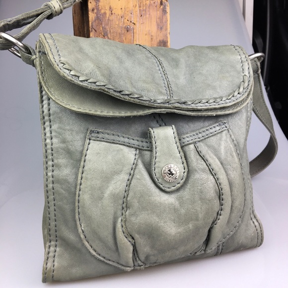 Lucky Brand Handbags - Lucky Brand leather crossbody • Italian leather